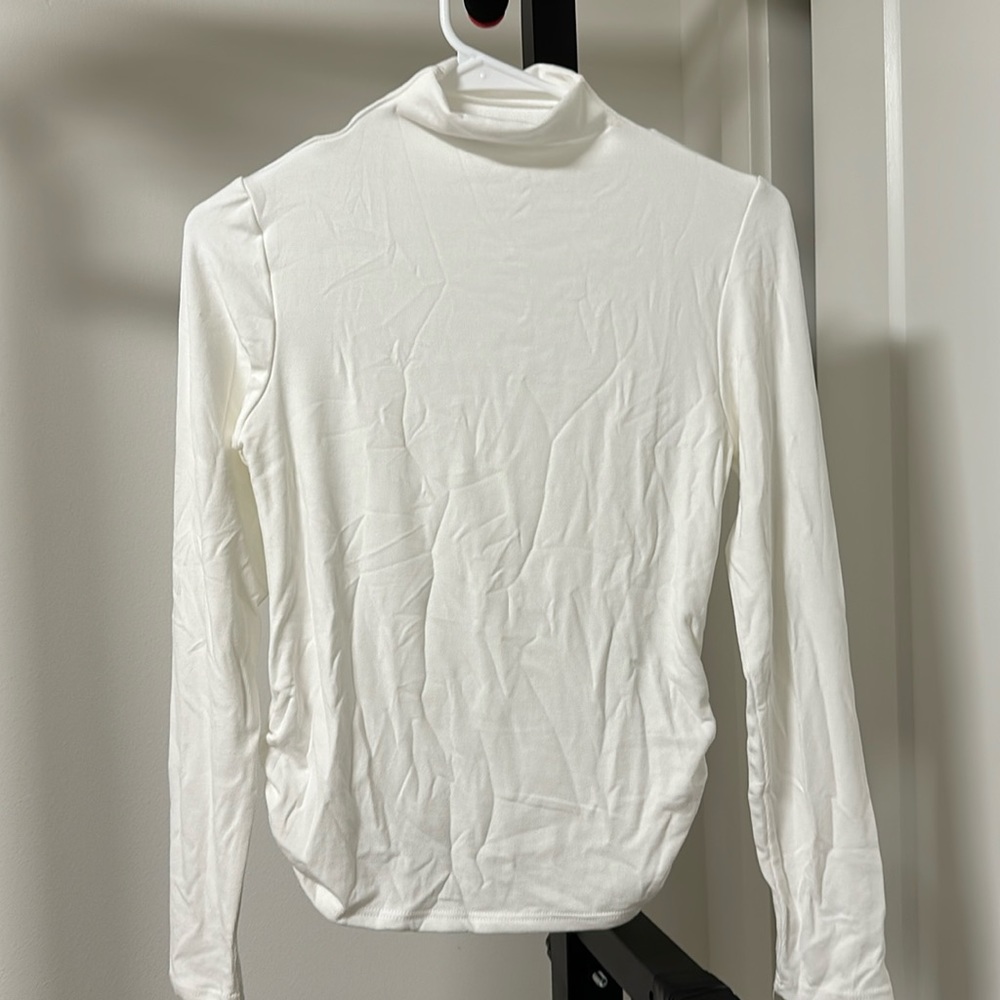 turtleneck long sleeve shirt